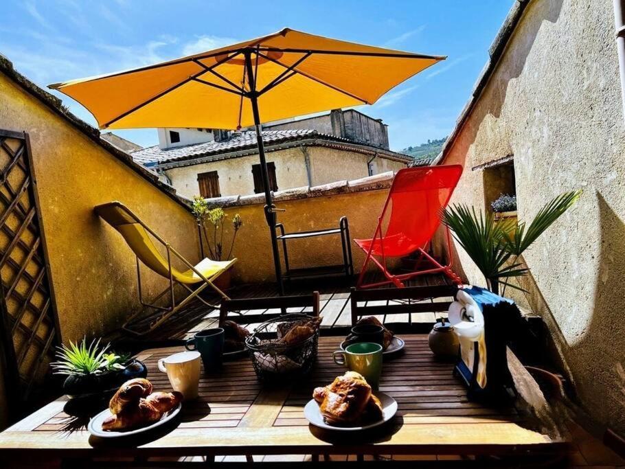 La Terrasse D'Olea, Au Coeur Du Village Бюи-ле-Барони Екстериор снимка